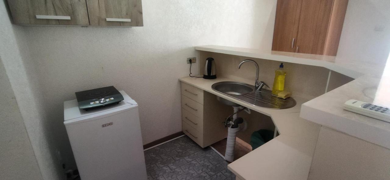Apartmani Bronhi Sutomore Exterior photo