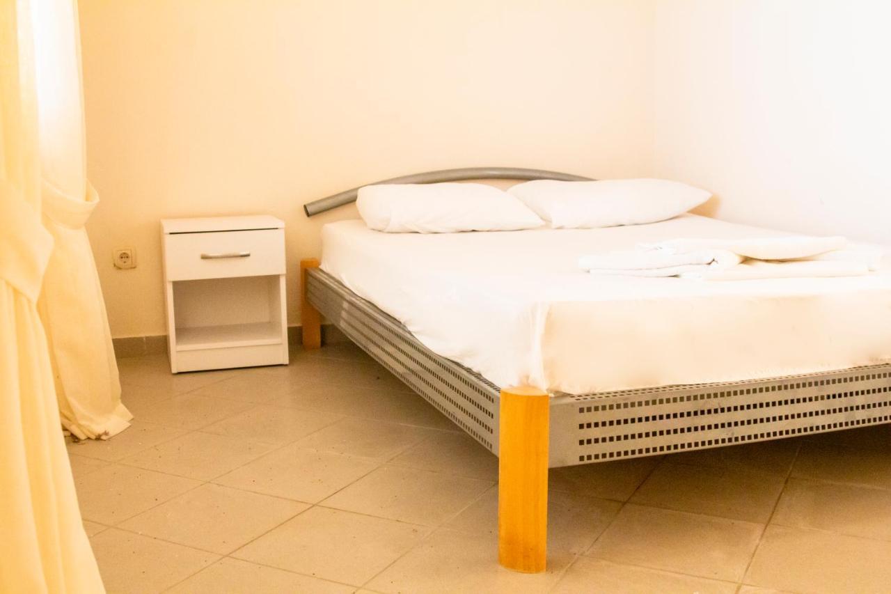 Apartmani Bronhi Sutomore Exterior photo