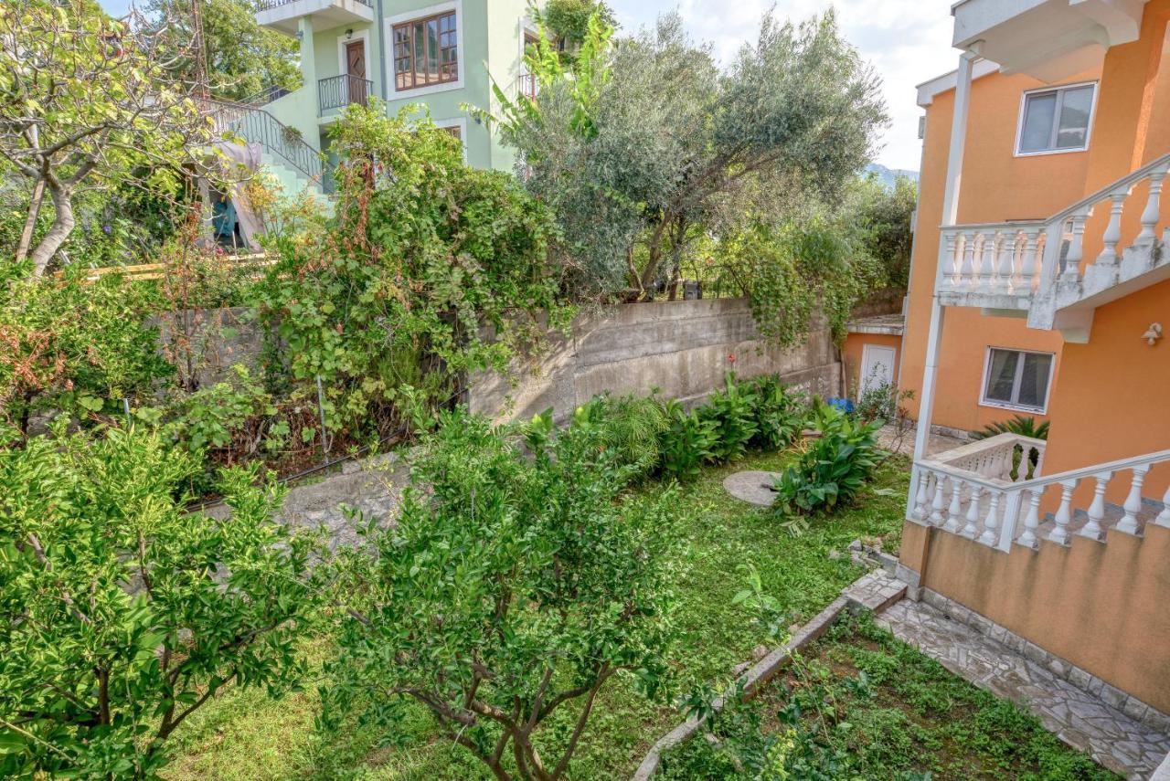Apartmani Bronhi Sutomore Exterior photo